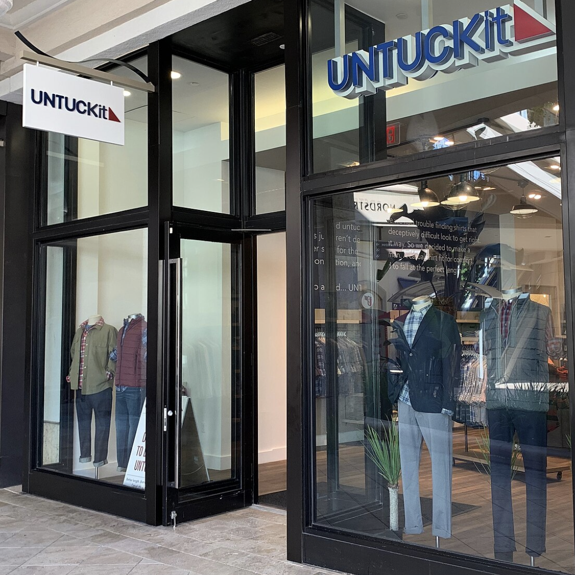 Avec UNTUCKit, Randa rapproche le wholesale du consommateur